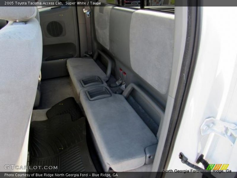 Super White / Taupe 2005 Toyota Tacoma Access Cab