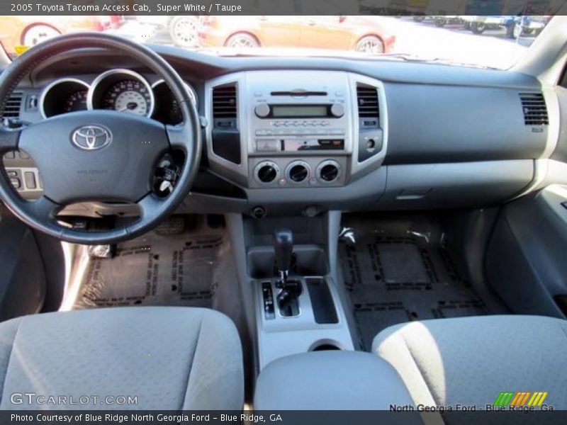 Super White / Taupe 2005 Toyota Tacoma Access Cab