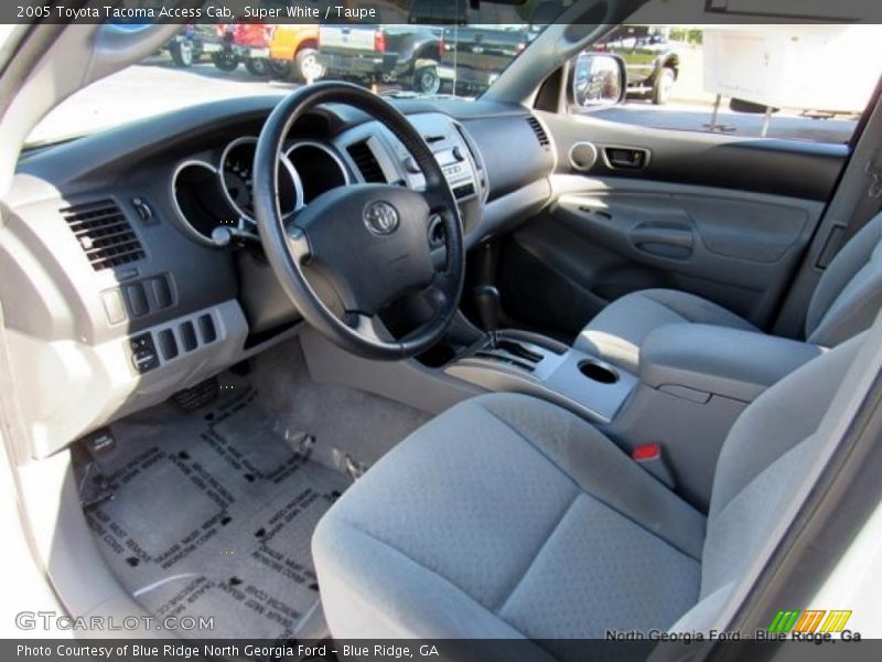 Super White / Taupe 2005 Toyota Tacoma Access Cab