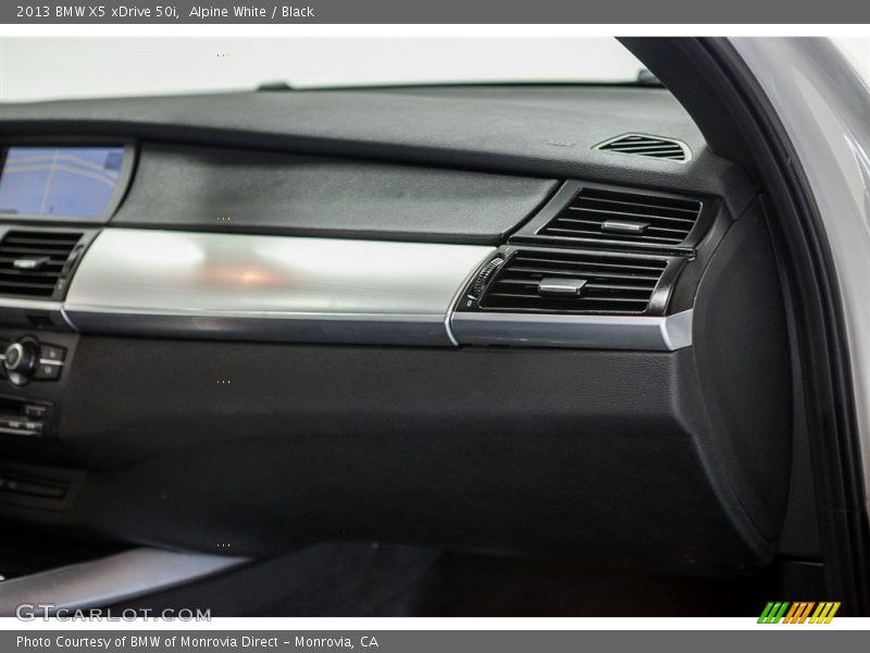 Alpine White / Black 2013 BMW X5 xDrive 50i