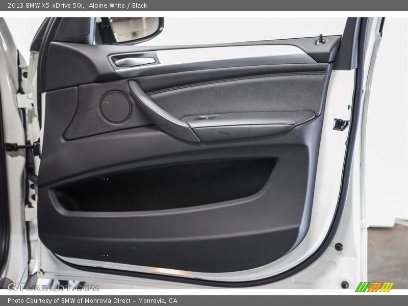 Alpine White / Black 2013 BMW X5 xDrive 50i