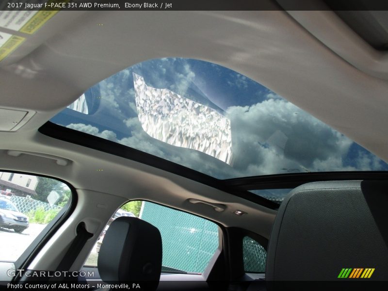 Ebony Black / Jet 2017 Jaguar F-PACE 35t AWD Premium