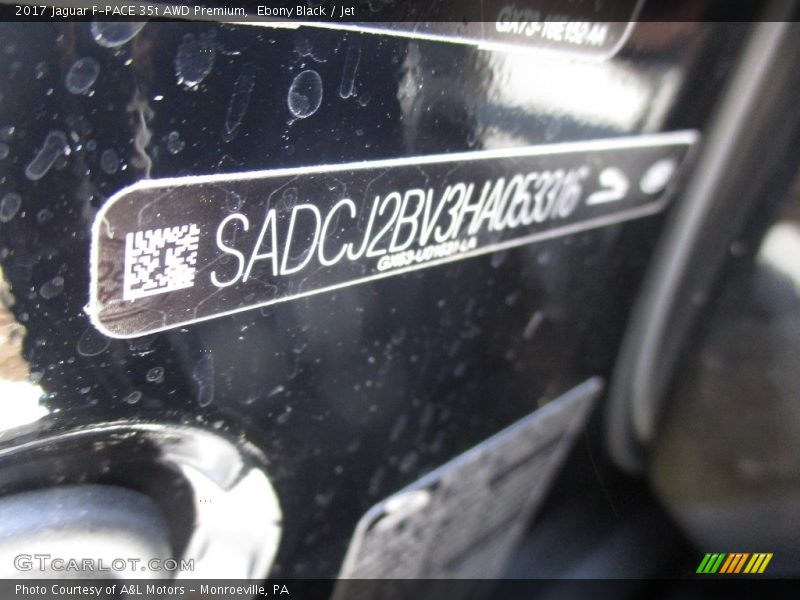 Ebony Black / Jet 2017 Jaguar F-PACE 35t AWD Premium