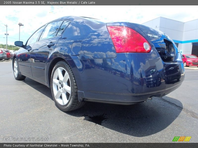Majestic Blue Metallic / Cafe Latte 2005 Nissan Maxima 3.5 SE