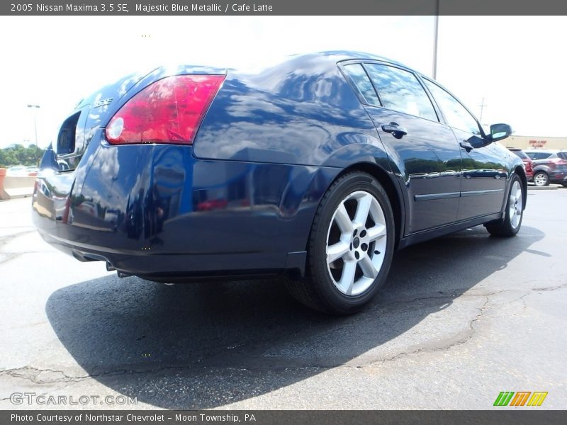 Majestic Blue Metallic / Cafe Latte 2005 Nissan Maxima 3.5 SE