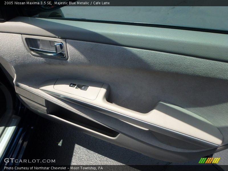 Majestic Blue Metallic / Cafe Latte 2005 Nissan Maxima 3.5 SE