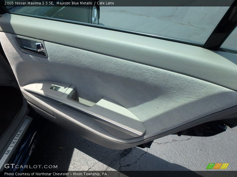 Majestic Blue Metallic / Cafe Latte 2005 Nissan Maxima 3.5 SE