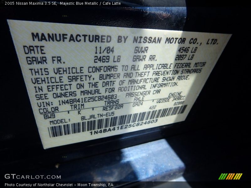Majestic Blue Metallic / Cafe Latte 2005 Nissan Maxima 3.5 SE