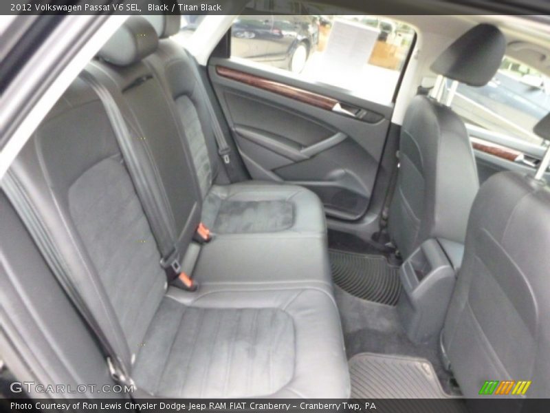 Black / Titan Black 2012 Volkswagen Passat V6 SEL