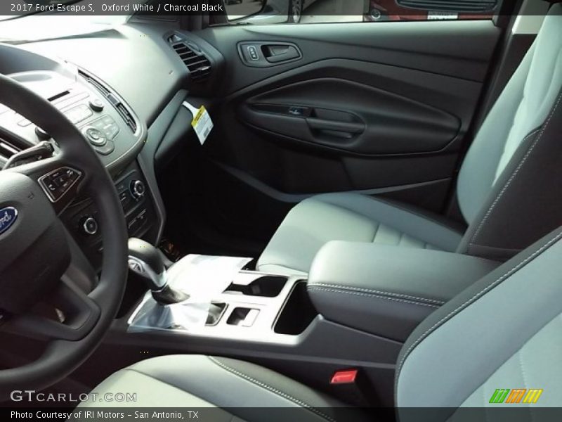 Oxford White / Charcoal Black 2017 Ford Escape S
