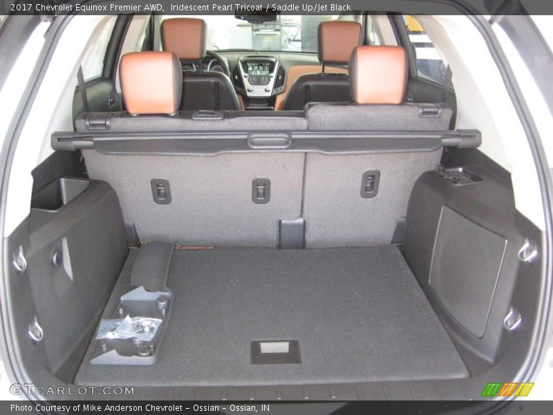 Iridescent Pearl Tricoat / Saddle Up/Jet Black 2017 Chevrolet Equinox Premier AWD