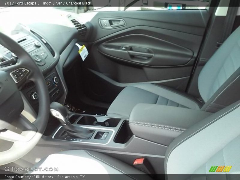 Ingot Silver / Charcoal Black 2017 Ford Escape S