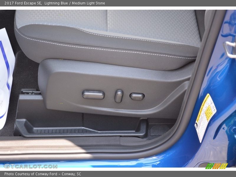 Lightning Blue / Medium Light Stone 2017 Ford Escape SE