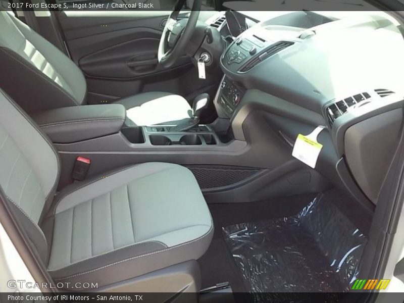 Ingot Silver / Charcoal Black 2017 Ford Escape S