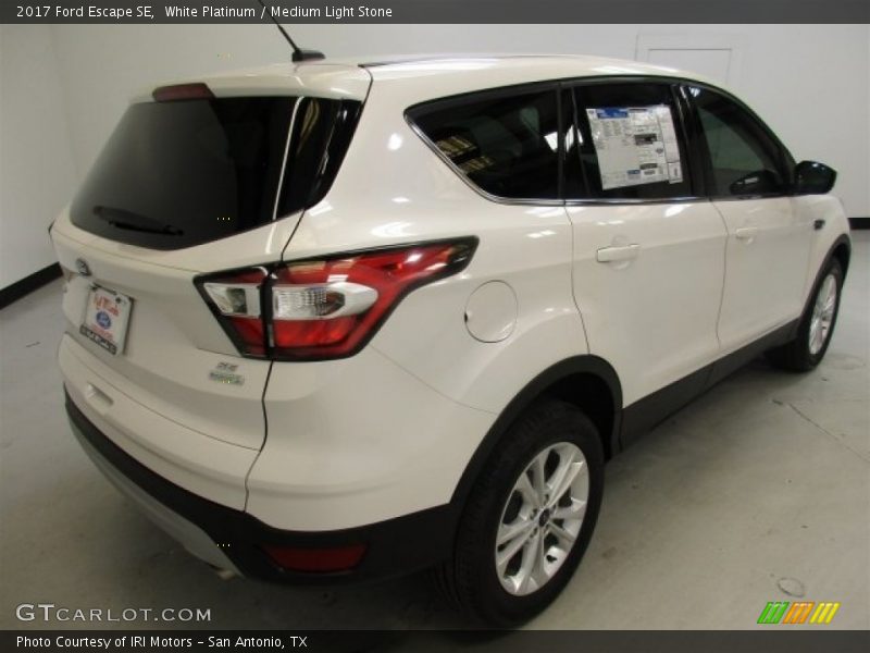 White Platinum / Medium Light Stone 2017 Ford Escape SE