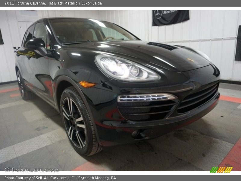 Jet Black Metallic / Luxor Beige 2011 Porsche Cayenne