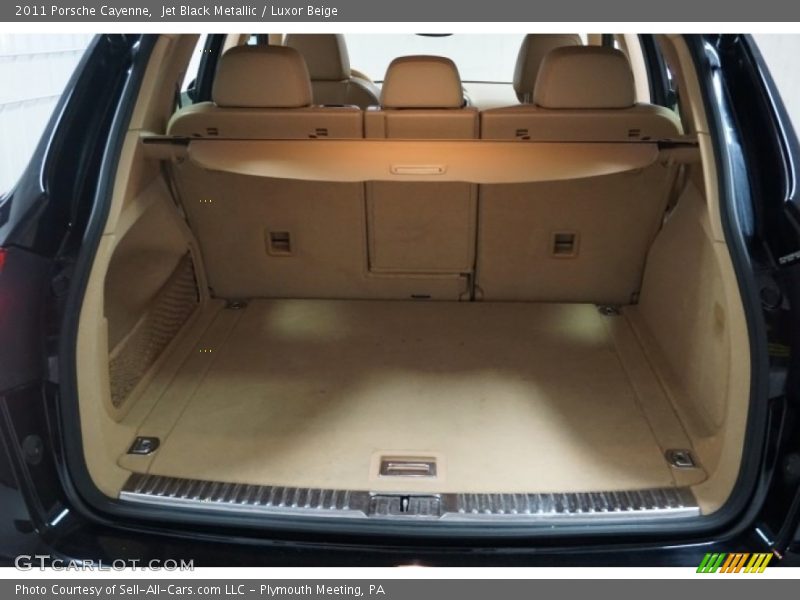 Jet Black Metallic / Luxor Beige 2011 Porsche Cayenne