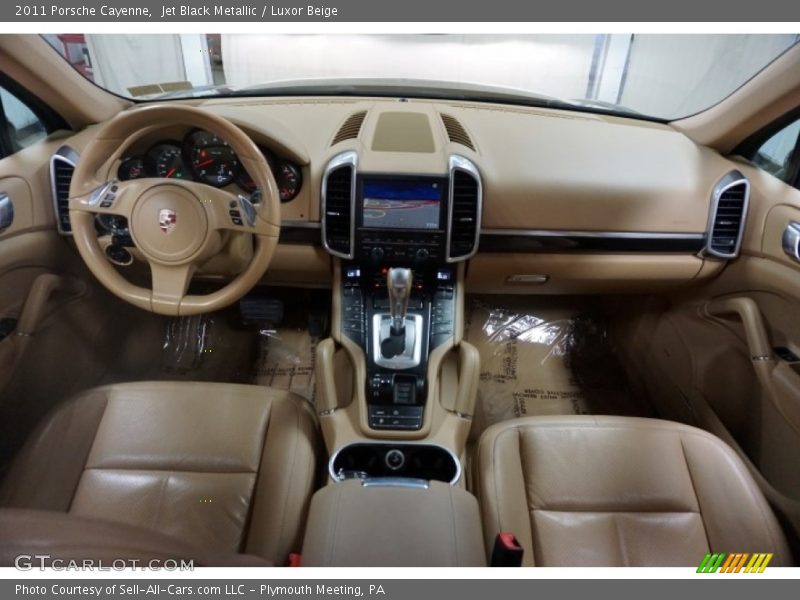Jet Black Metallic / Luxor Beige 2011 Porsche Cayenne