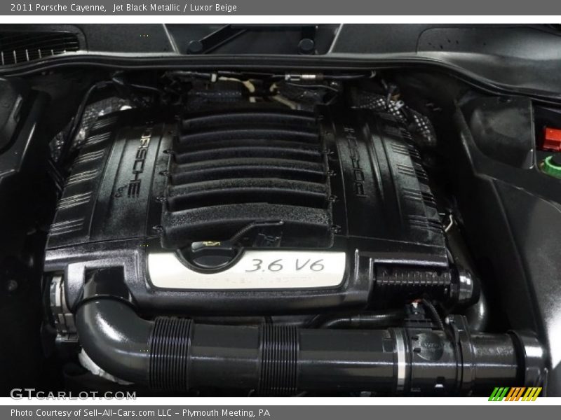 Jet Black Metallic / Luxor Beige 2011 Porsche Cayenne