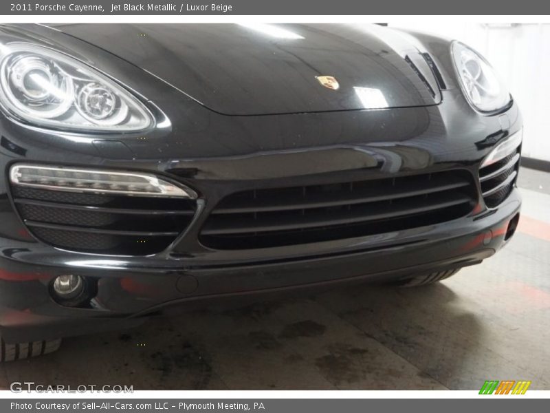 Jet Black Metallic / Luxor Beige 2011 Porsche Cayenne