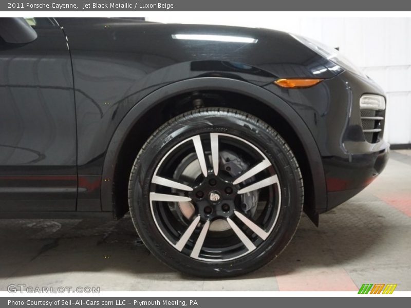 Jet Black Metallic / Luxor Beige 2011 Porsche Cayenne