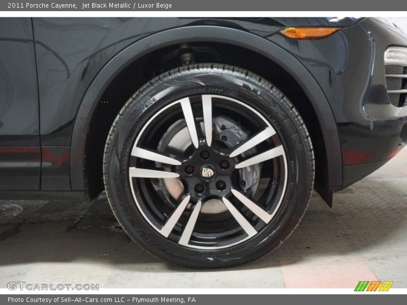 Jet Black Metallic / Luxor Beige 2011 Porsche Cayenne