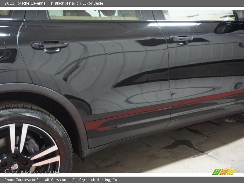 Jet Black Metallic / Luxor Beige 2011 Porsche Cayenne
