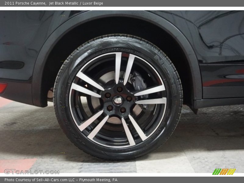 Jet Black Metallic / Luxor Beige 2011 Porsche Cayenne