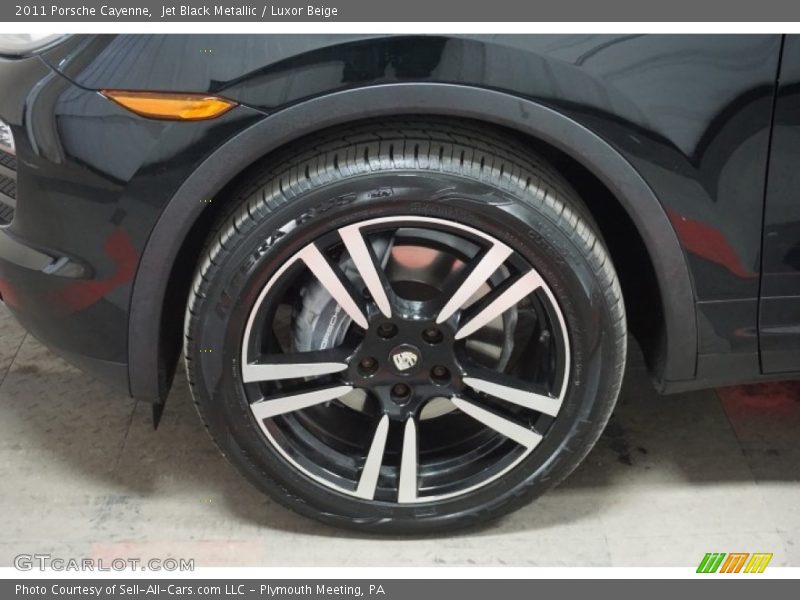 Jet Black Metallic / Luxor Beige 2011 Porsche Cayenne