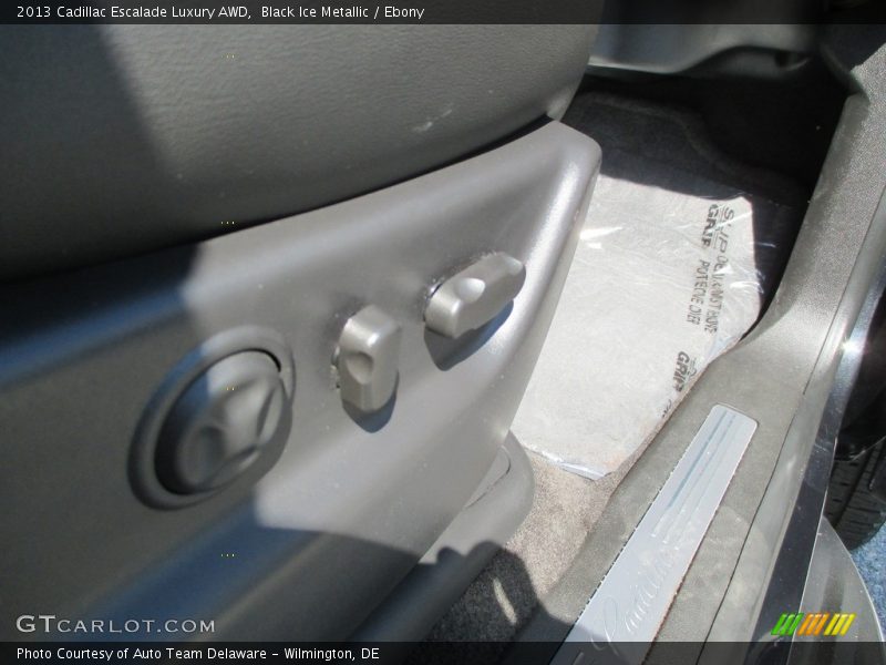 Black Ice Metallic / Ebony 2013 Cadillac Escalade Luxury AWD