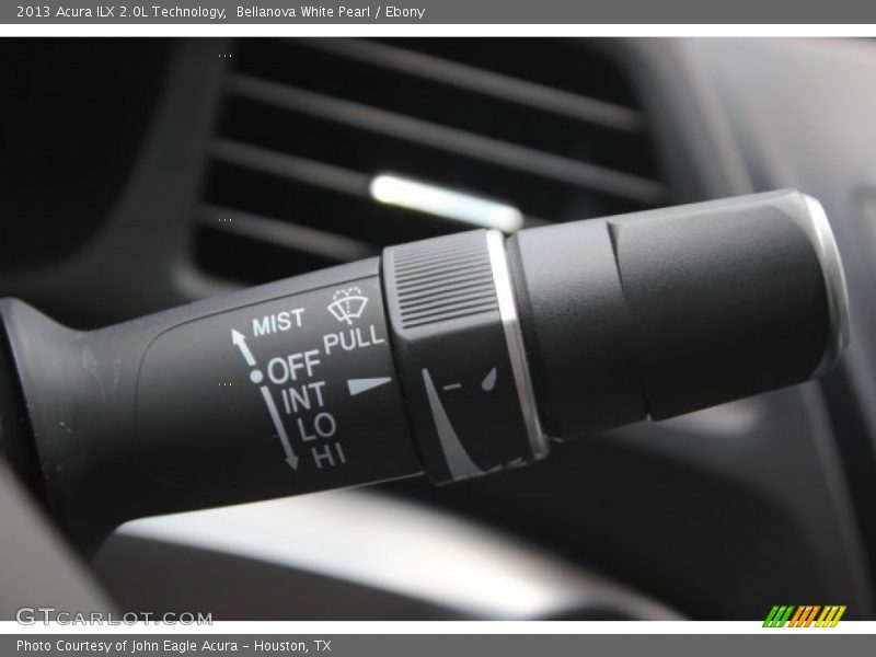 Bellanova White Pearl / Ebony 2013 Acura ILX 2.0L Technology