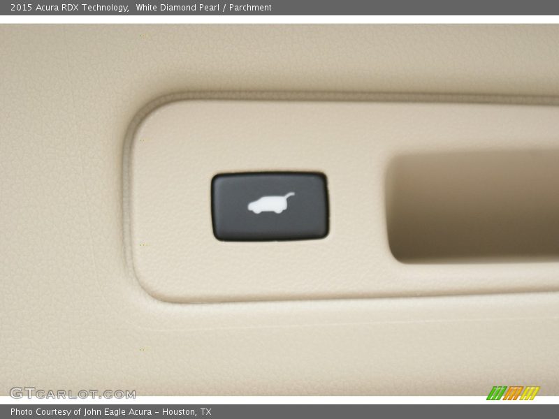 White Diamond Pearl / Parchment 2015 Acura RDX Technology
