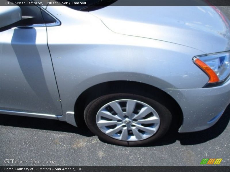 Brilliant Silver / Charcoal 2014 Nissan Sentra SV