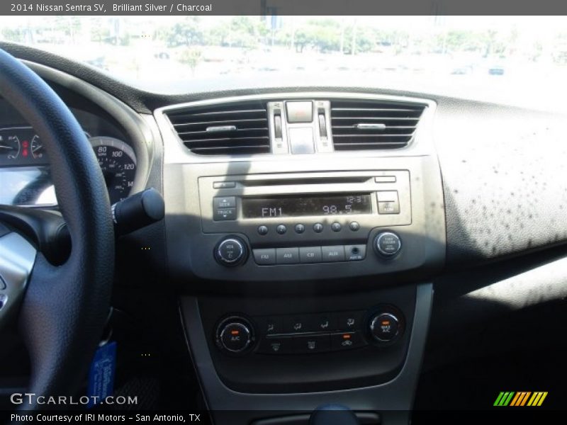 Brilliant Silver / Charcoal 2014 Nissan Sentra SV