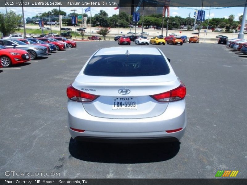 Titanium Gray Metallic / Gray 2015 Hyundai Elantra SE Sedan