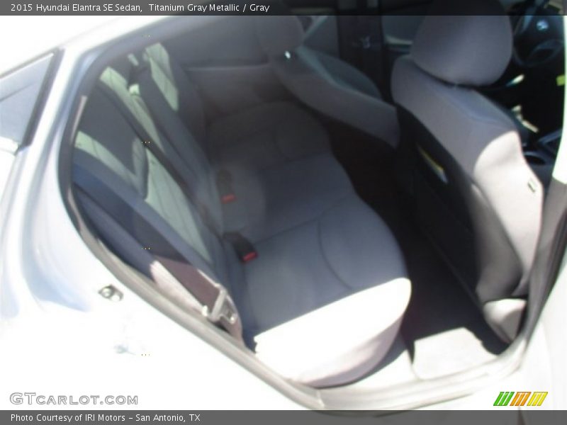 Titanium Gray Metallic / Gray 2015 Hyundai Elantra SE Sedan
