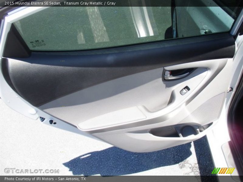 Titanium Gray Metallic / Gray 2015 Hyundai Elantra SE Sedan