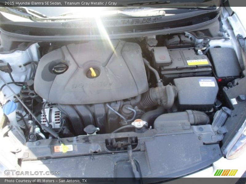 Titanium Gray Metallic / Gray 2015 Hyundai Elantra SE Sedan