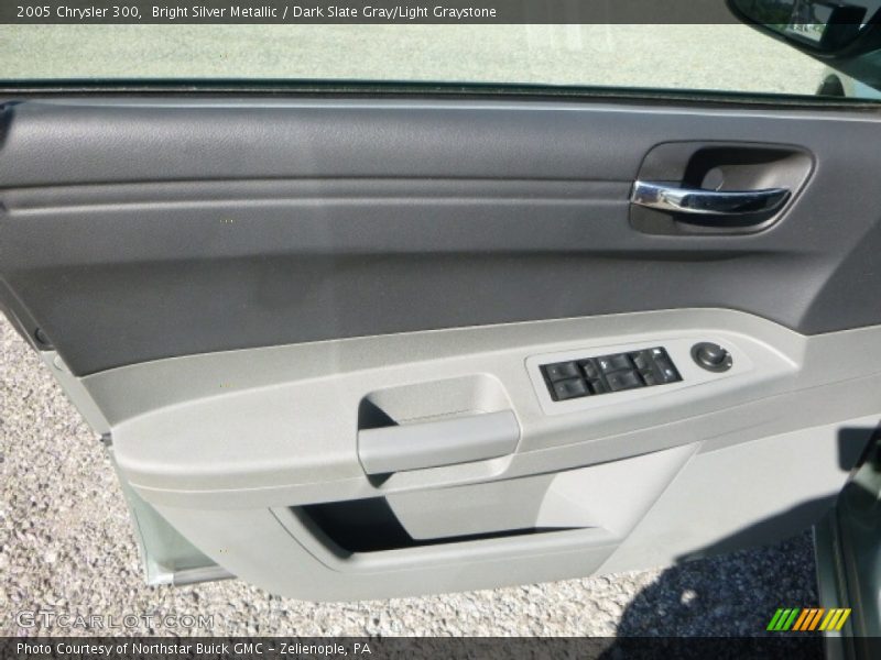 Bright Silver Metallic / Dark Slate Gray/Light Graystone 2005 Chrysler 300