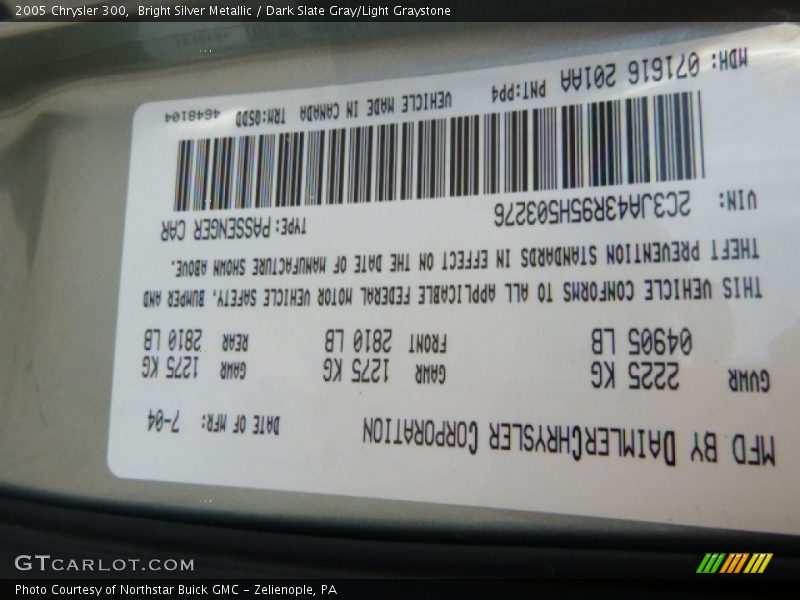 Bright Silver Metallic / Dark Slate Gray/Light Graystone 2005 Chrysler 300