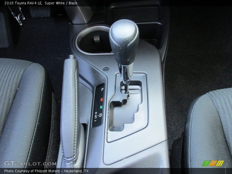 Super White / Black 2016 Toyota RAV4 LE