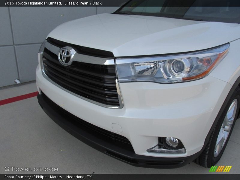 Blizzard Pearl / Black 2016 Toyota Highlander Limited