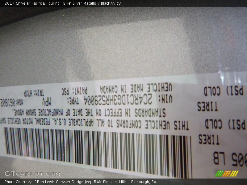 Billet Silver Metallic / Black/Alloy 2017 Chrysler Pacifica Touring