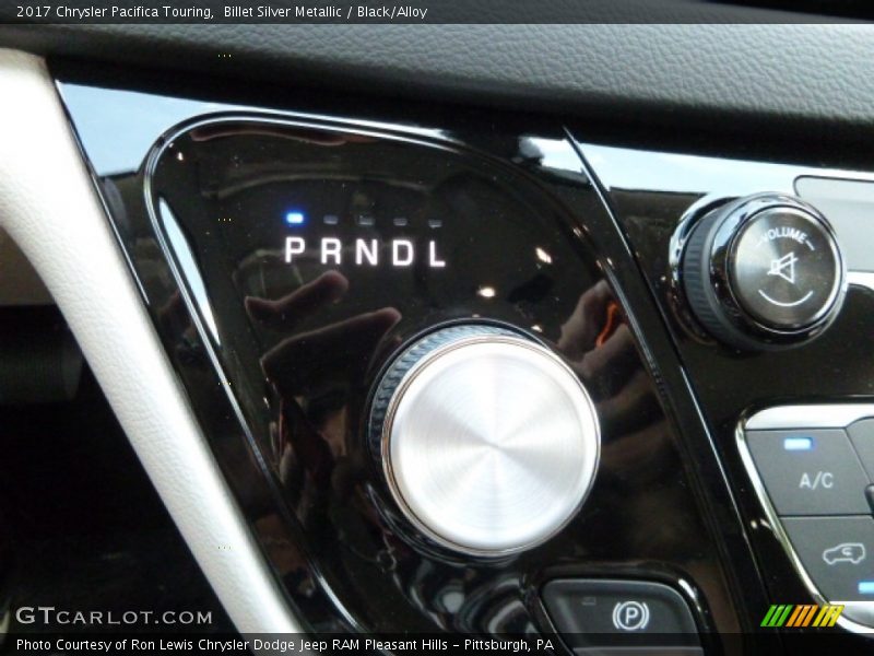 Billet Silver Metallic / Black/Alloy 2017 Chrysler Pacifica Touring