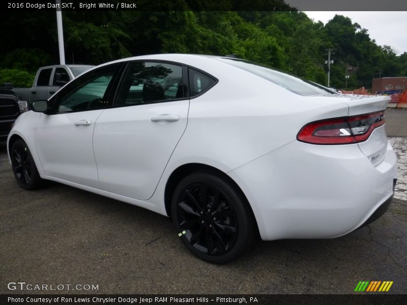 Bright White / Black 2016 Dodge Dart SXT