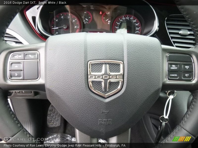 Bright White / Black 2016 Dodge Dart SXT