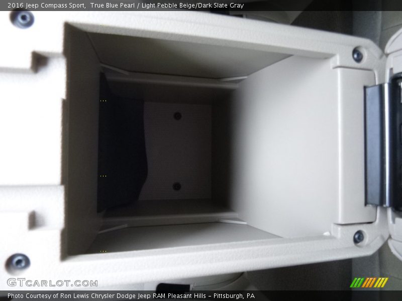 True Blue Pearl / Light Pebble Beige/Dark Slate Gray 2016 Jeep Compass Sport