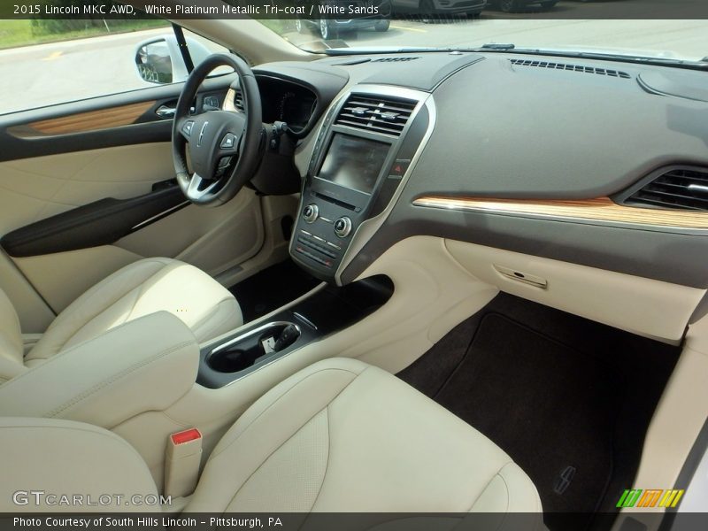 White Platinum Metallic Tri-coat / White Sands 2015 Lincoln MKC AWD