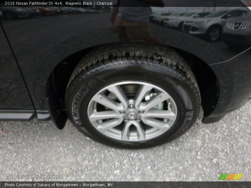 Magnetic Black / Charcoal 2016 Nissan Pathfinder SV 4x4