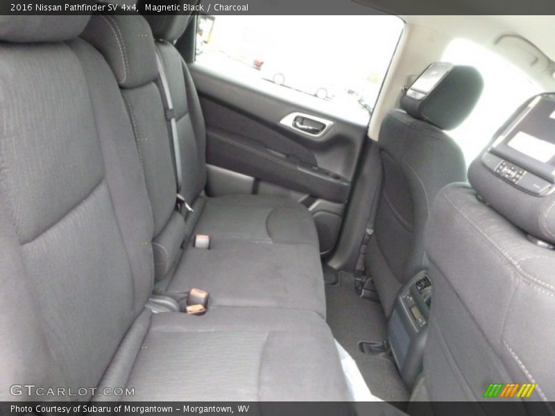 Magnetic Black / Charcoal 2016 Nissan Pathfinder SV 4x4